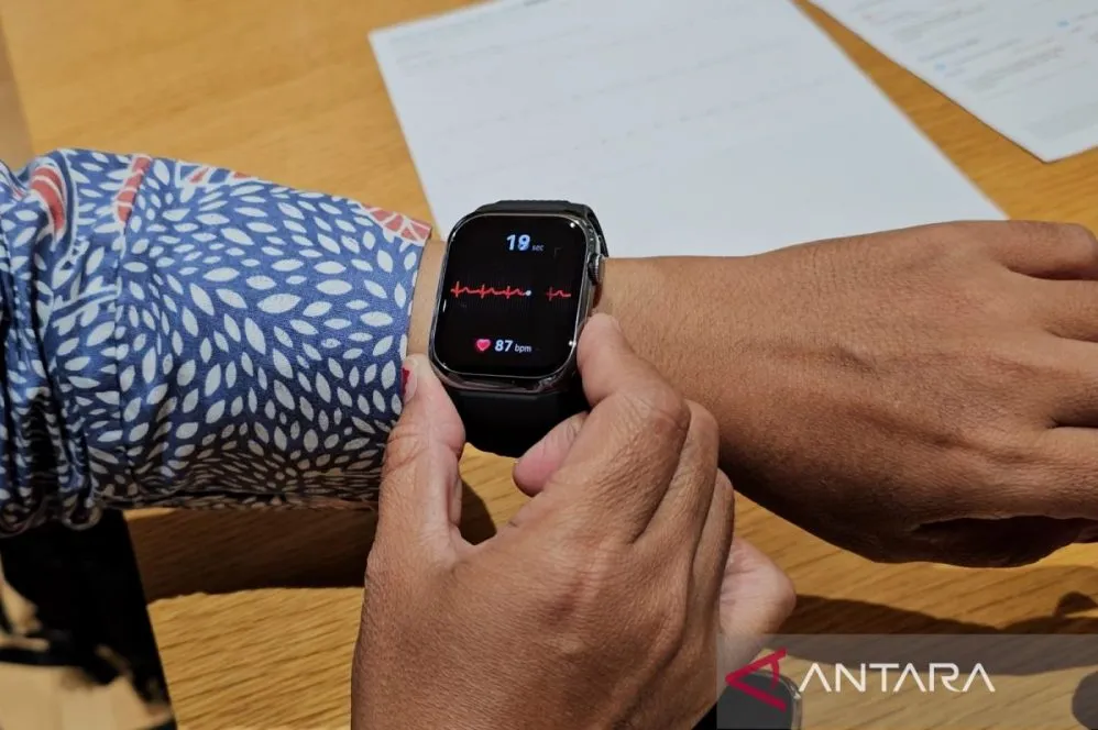 Panduan Lengkap Cara Menghubungkan Keyboard Ke Smartwatch Untuk Membalas Chat